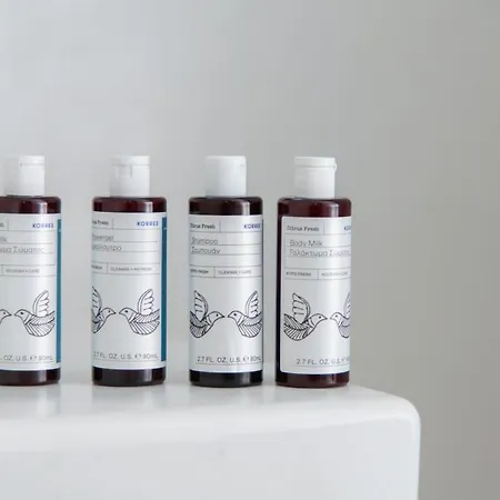 A La Residences 03 *