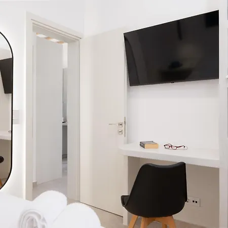 A La Residences 03 *